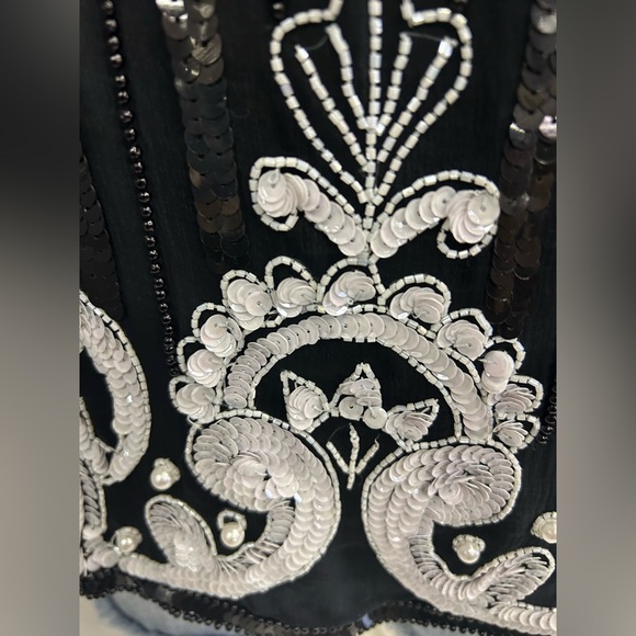 VINTAGE 80s STENAY BLACK SILK SEQUINNED BEADED SHORT SLEEVES TOP IN MEDIUM - Picture 5 of 8
